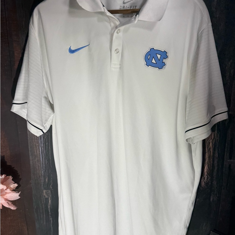 Nike Men's White Polo with Blue Accents
